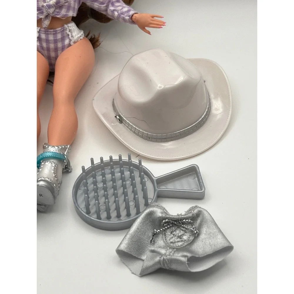 LOL Surprise OMG Remix Lonestar Doll Purple Gingham Country Western Silver Boots